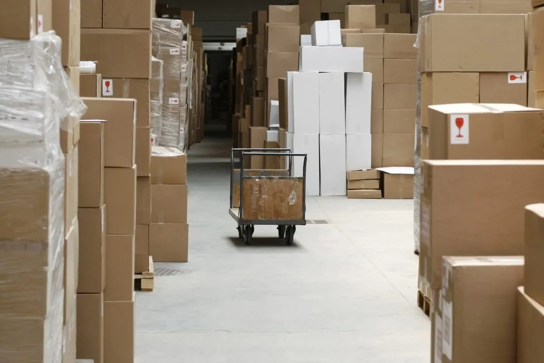 lots of boxes sitting in a warehouse